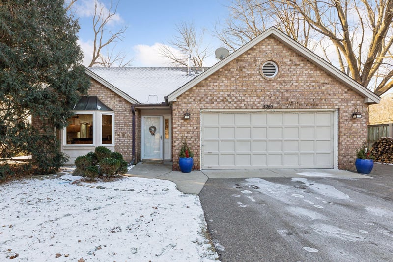 3265 Lafayette Ridge Ct, Orono, MN 55391