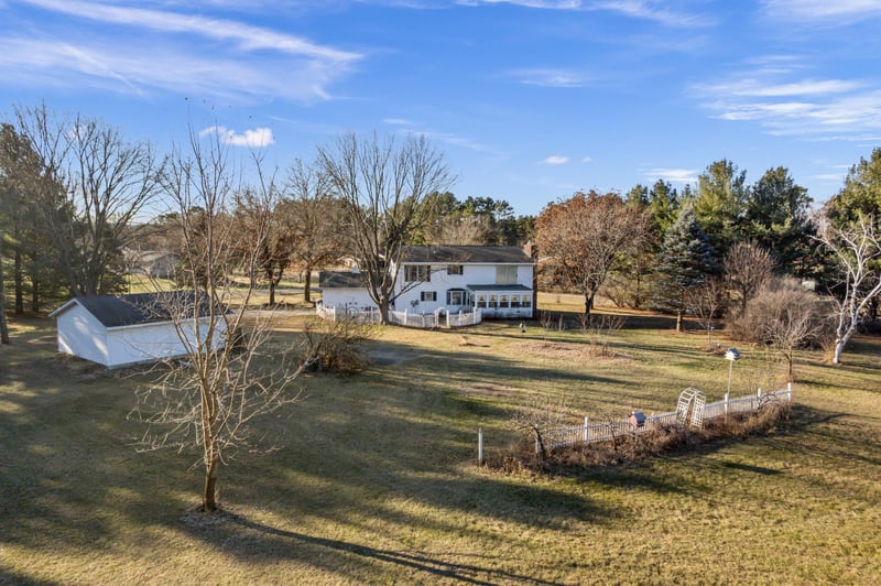 W1166 Badger Rd, Fountain City, WI 54629
