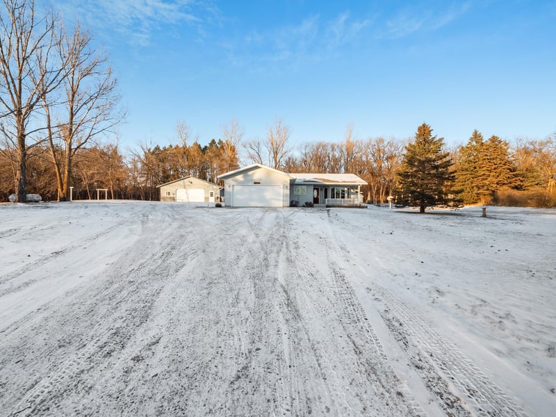 4857 N Riverview Dr NE, Carlos, MN 56319