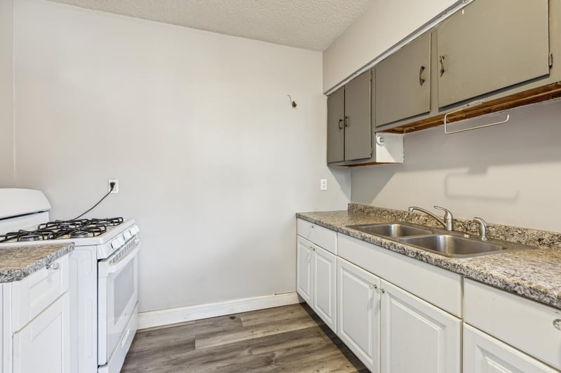 2201 5th Ave S, Minneapolis, MN 55404