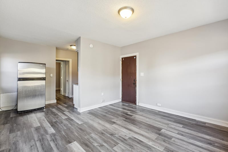 2201 5th Ave S, Minneapolis, MN 55404