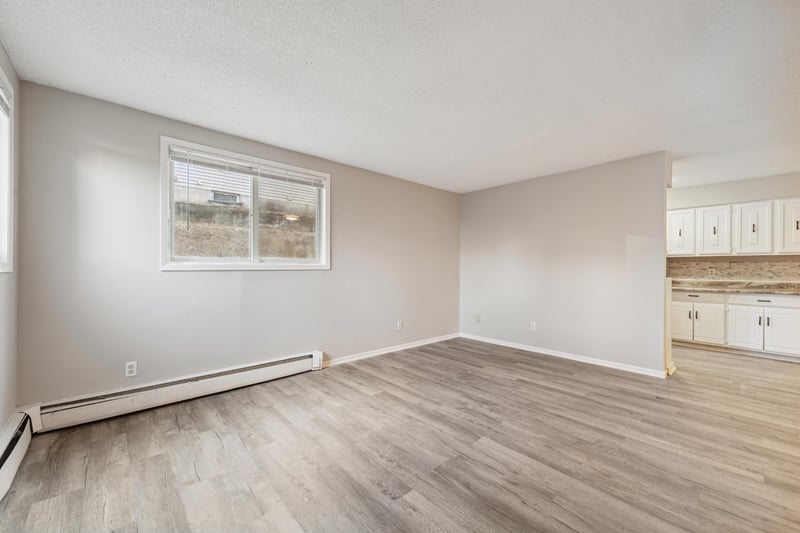 310 Lawson Ave E, Saint Paul, MN 55130
