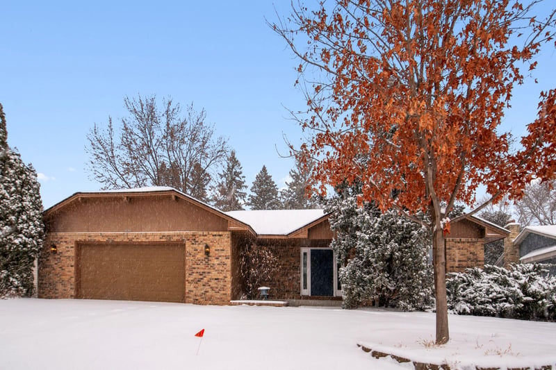 10741 Hopkins Cir S, Bloomington, MN 55420