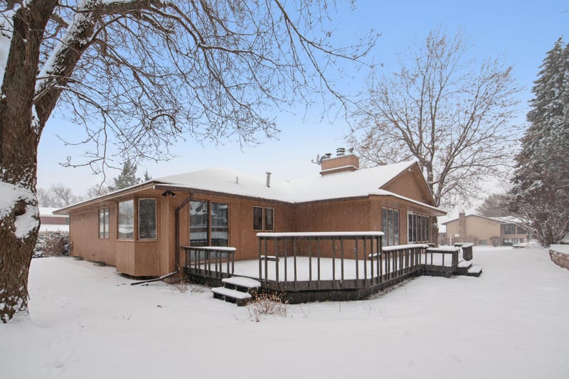 10741 Hopkins Cir S, Bloomington, MN 55420