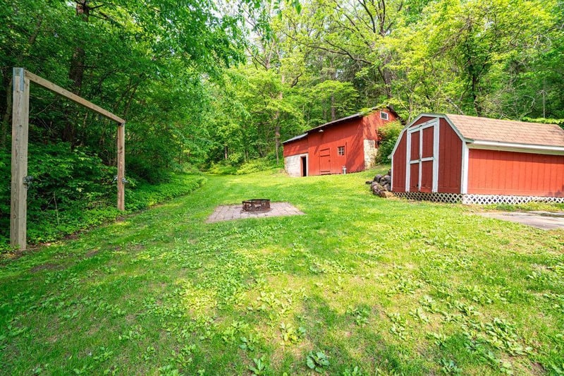 S1341 Deer Creek Rd, Nelson, WI 54756