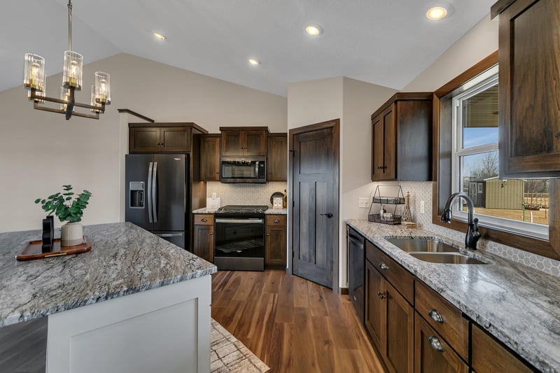1108 Lanigan Way SW, Saint Joseph, MN 56374