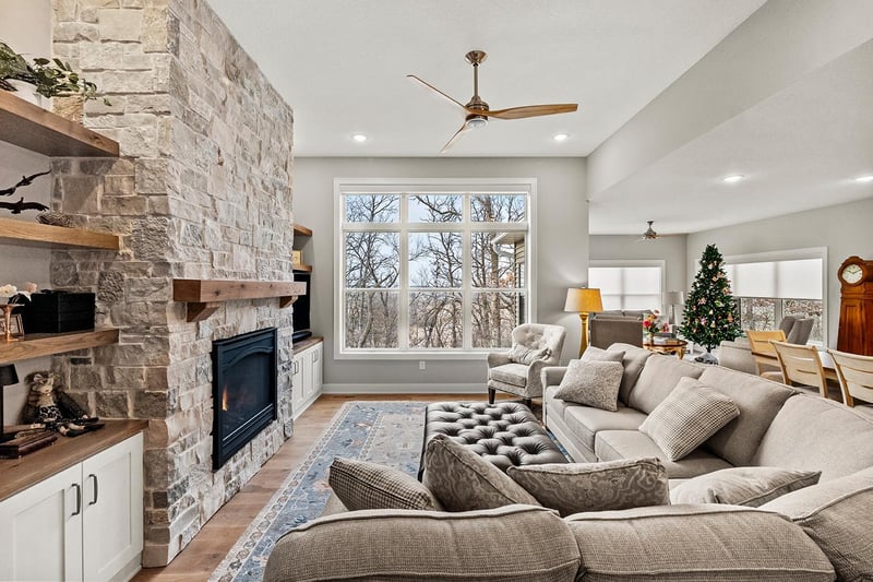 27150 Petes Hill Trl, Elko New Market, MN 55020