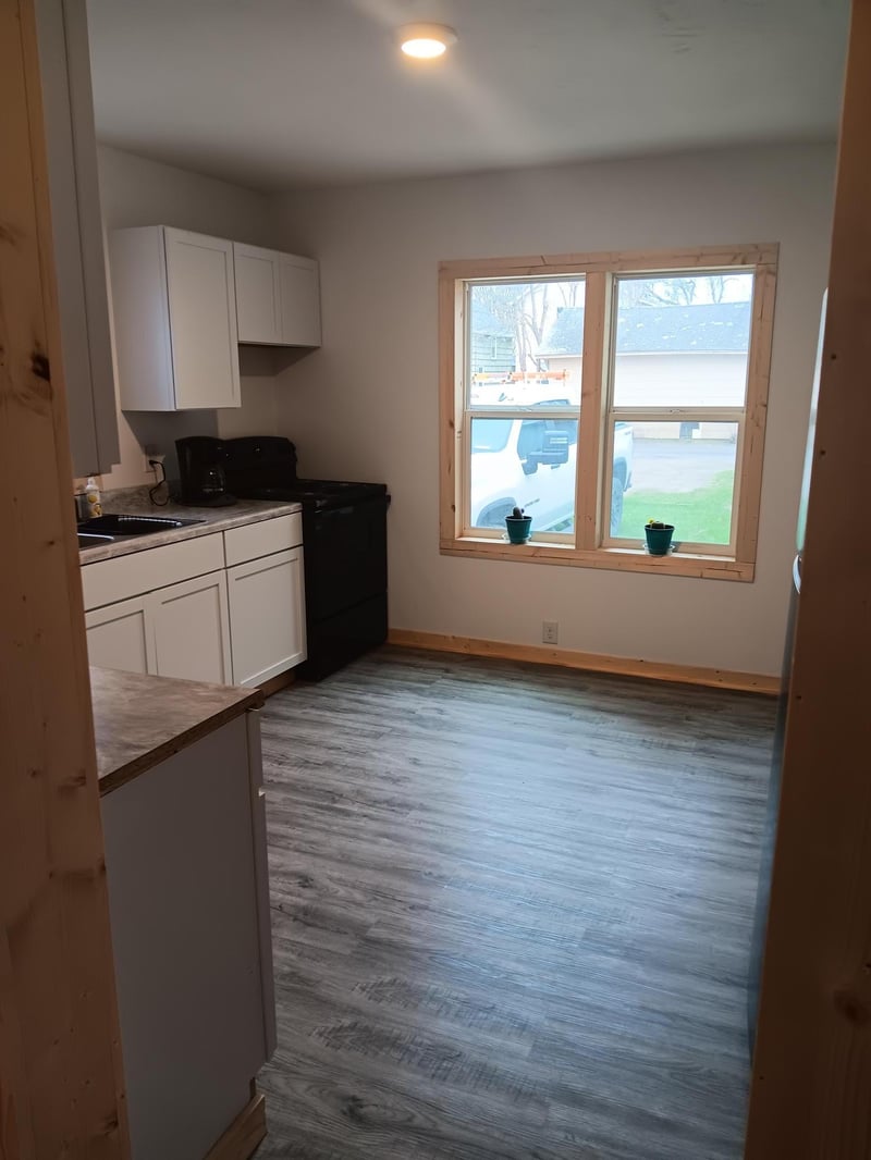 221 W 4th Ave, Keewatin, MN 55753