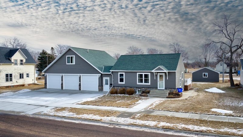 305 Ring Ave S, Canby, MN 56220