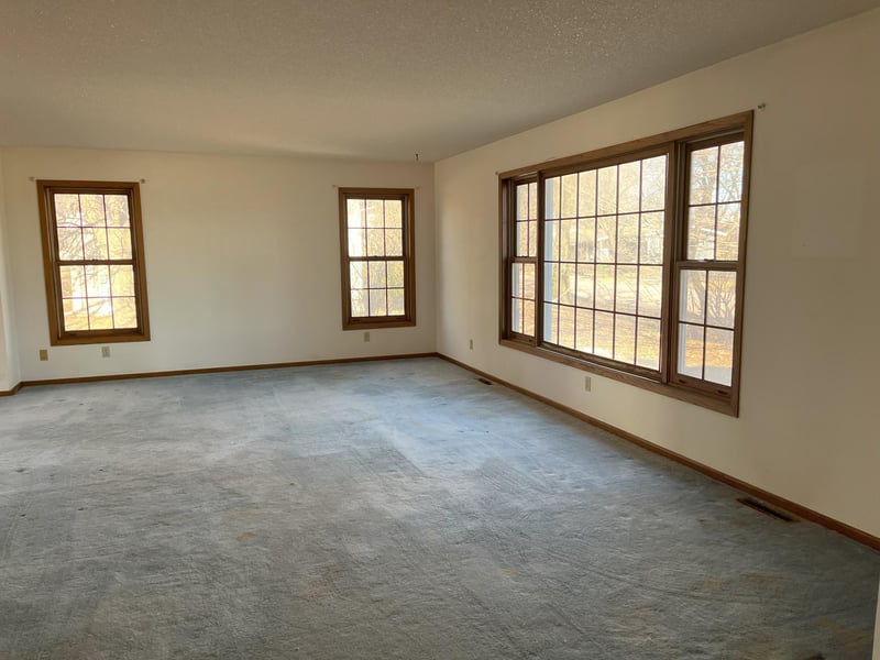 305 S 6th Ave E, Truman, MN 56088