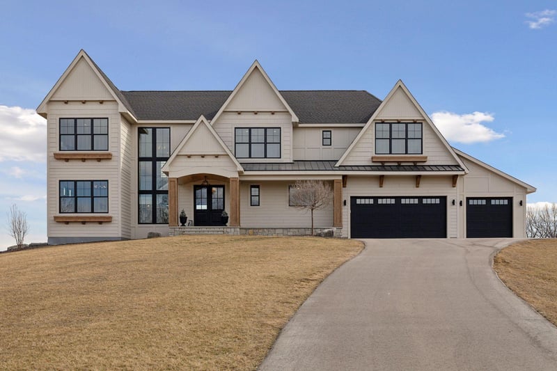 6155 Broadview Ave, Prior Lake, MN 55372