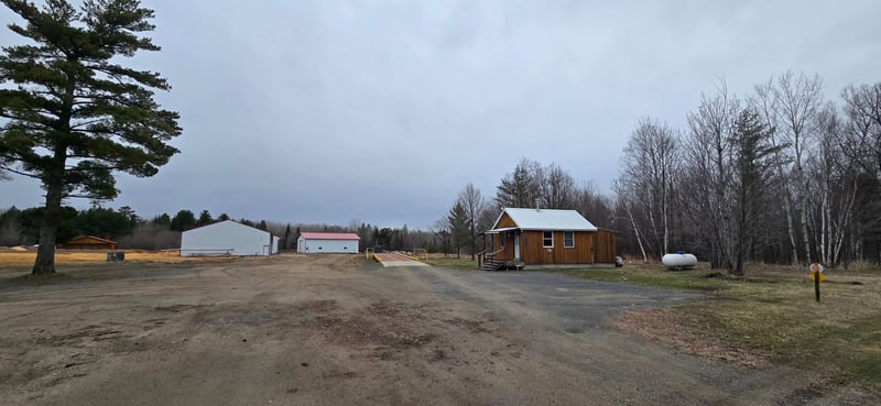 557 Clark Ave S, Kelliher, MN 56650