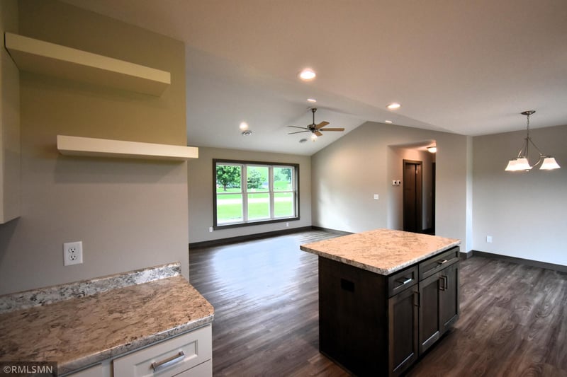 101 Nelson St, Elmwood, WI 54740