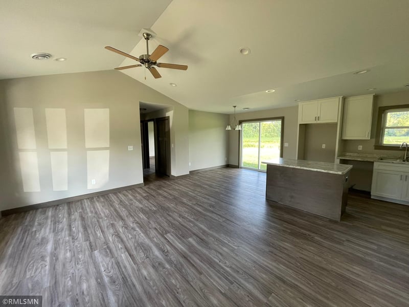 101 Nelson St, Elmwood, WI 54740