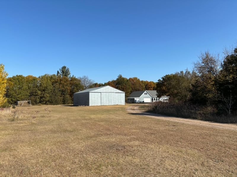 N1865 980th St, Eau Claire, WI 54701