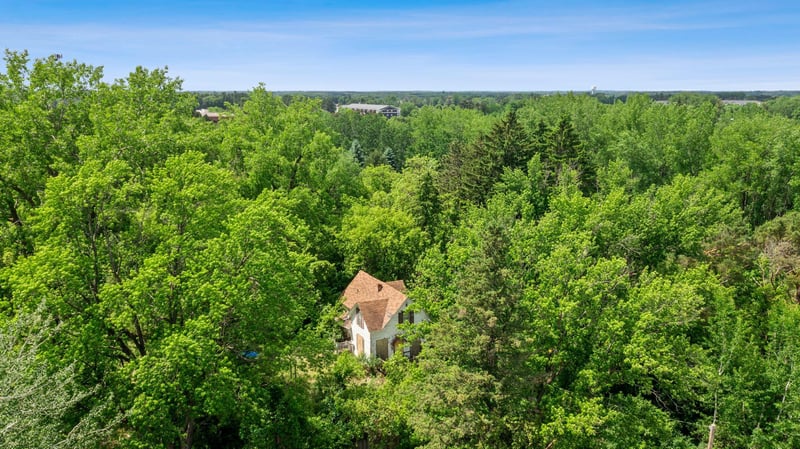 1845 Old Main St S, Cambridge, MN 55008