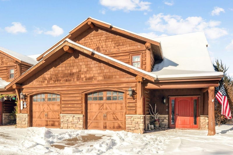 2729 Lake Shore Dr E #6, Ashland, WI 54806
