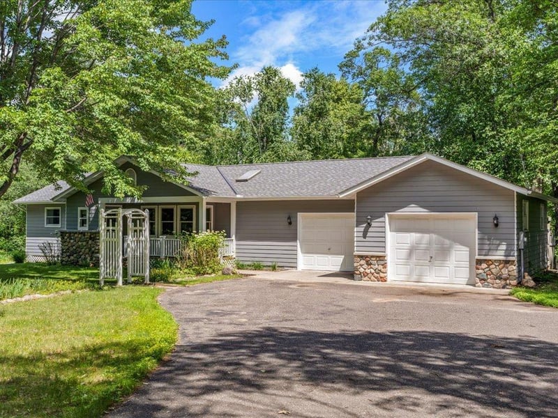 7966 Lost Lake Rd, Nisswa, MN 56468