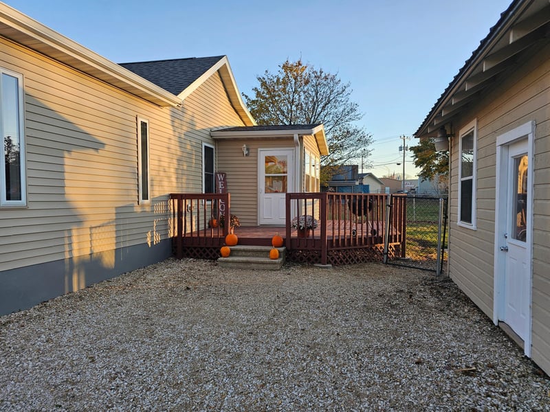 609 N Mather Rd, Le Roy, MN 55951