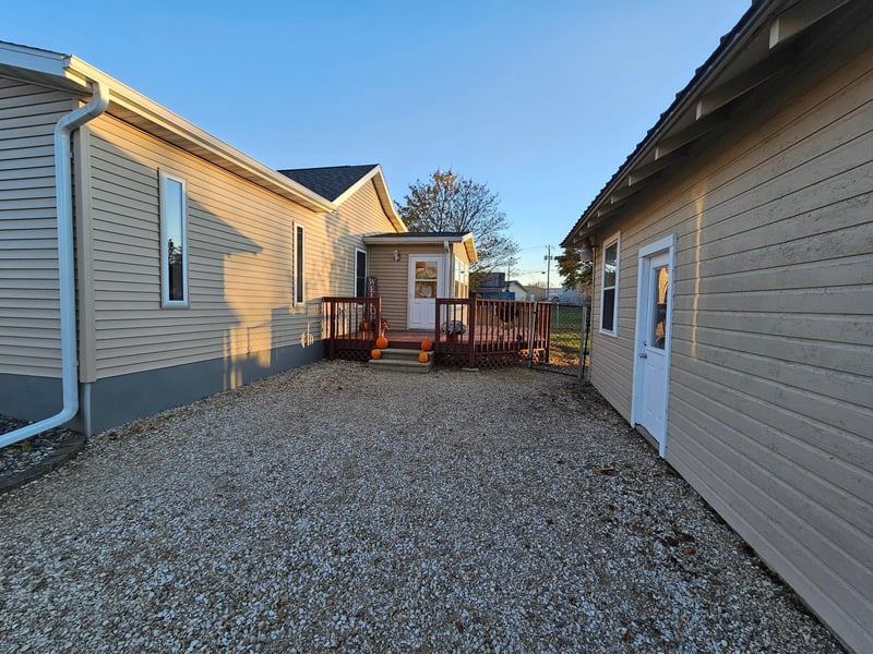 609 N Mather Rd, Le Roy, MN 55951