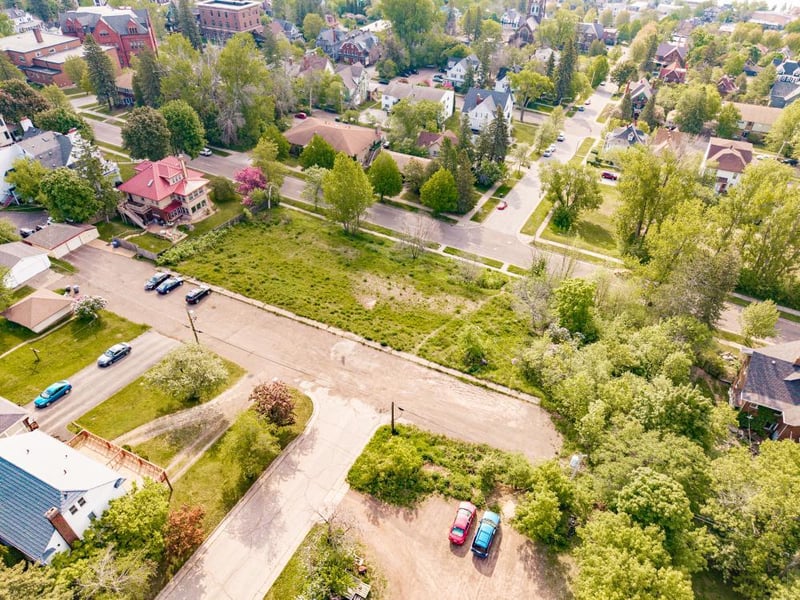 xxx E 2nd St, Duluth, MN 55812