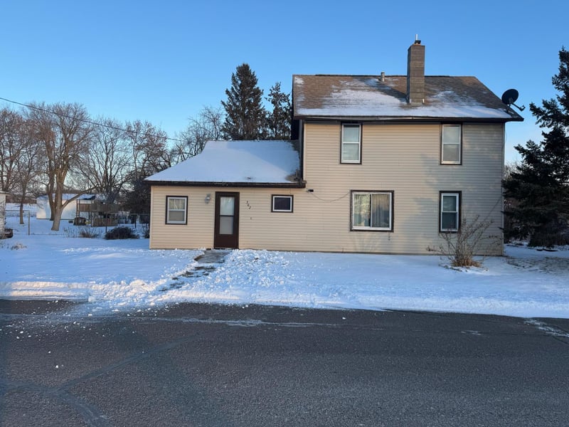 302 Edward St N, Pierz, MN 56364