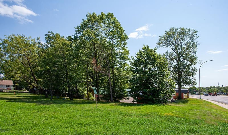 516 Sunnyside Dr, Cloquet, MN 55720