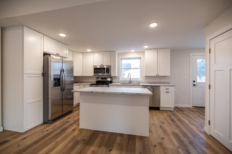 214 Center Ave S, Eyota, MN 55934