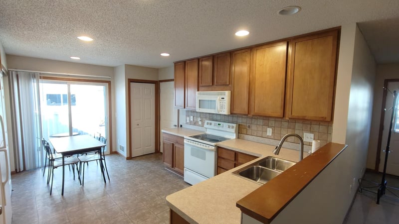4970 149th St N #3, Hugo, MN 55038