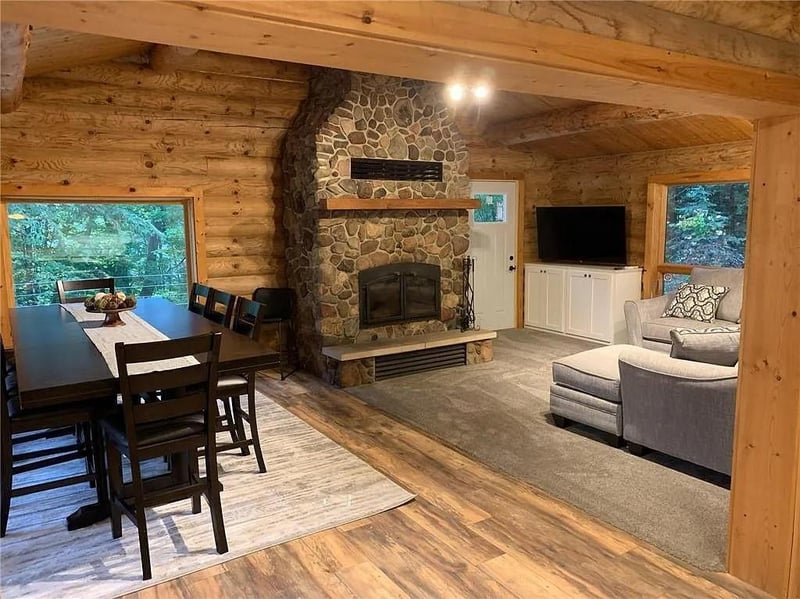 1456 Serum Rd, Nelson, WI 54756