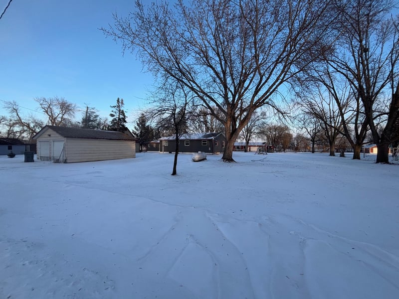 405 Ward St, Alberta, MN 56207