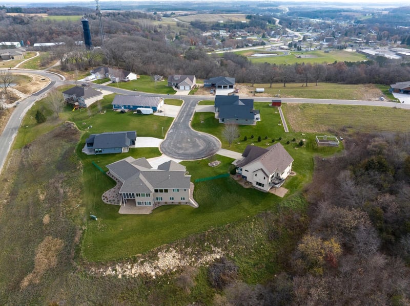 1013 Overlook Dr, Preston, MN 55965