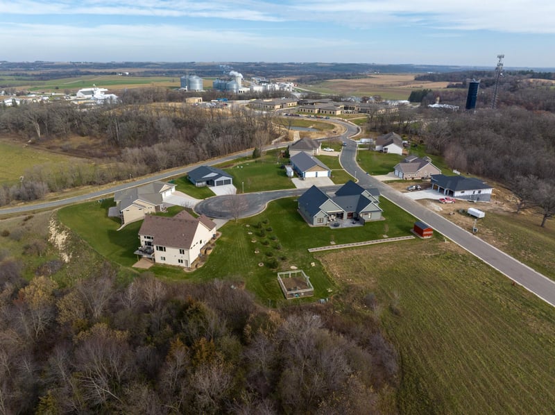 1013 Overlook Dr, Preston, MN 55965