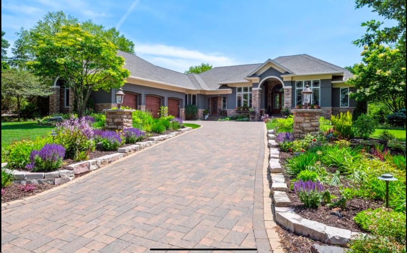 18767 Bearpath Trl, Eden Prairie, MN 55347