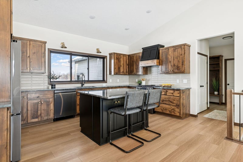 21933 Edison St, East Bethel, MN 55011
