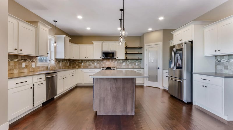 3982 Highview Dr, Eau Claire, WI 54703