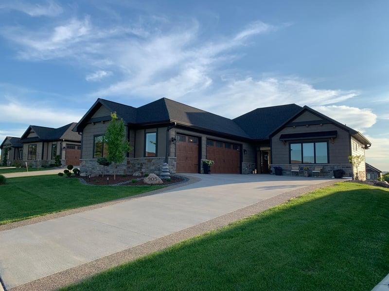 905 Somerby Pw NE, Byron, MN 55920