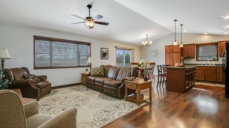 217 Monte Carlo Dr, Eau Claire, WI 54703