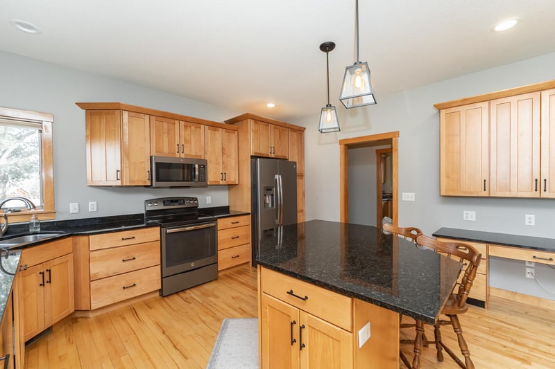 620 Carnoustie Pl SE, Pine Island, MN 55963