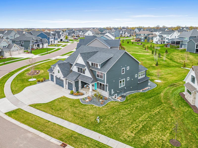7651 Walnut Grove Ln N, Maple Grove, MN 55311