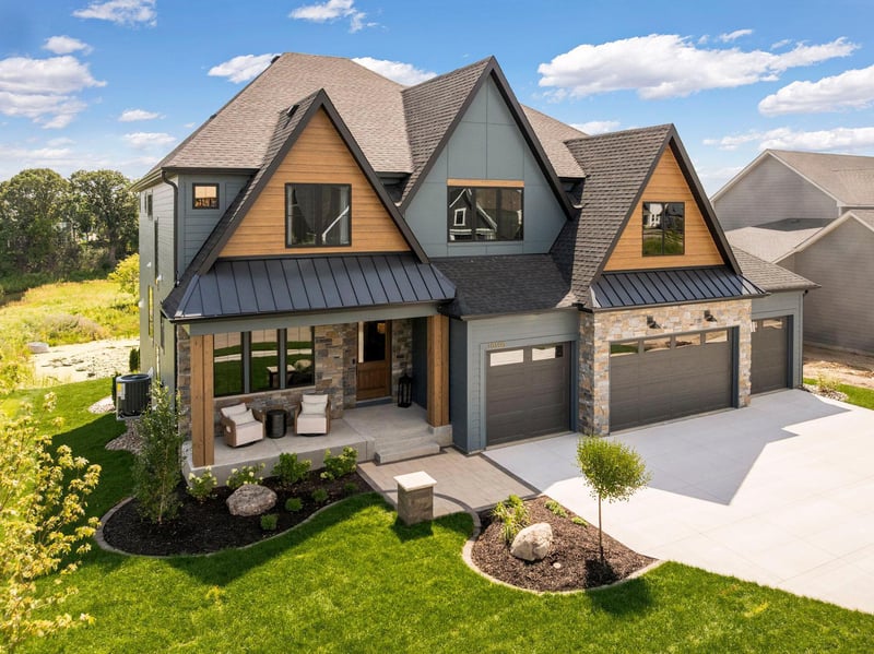 10190 Peony Ln N, Maple Grove, MN 55311