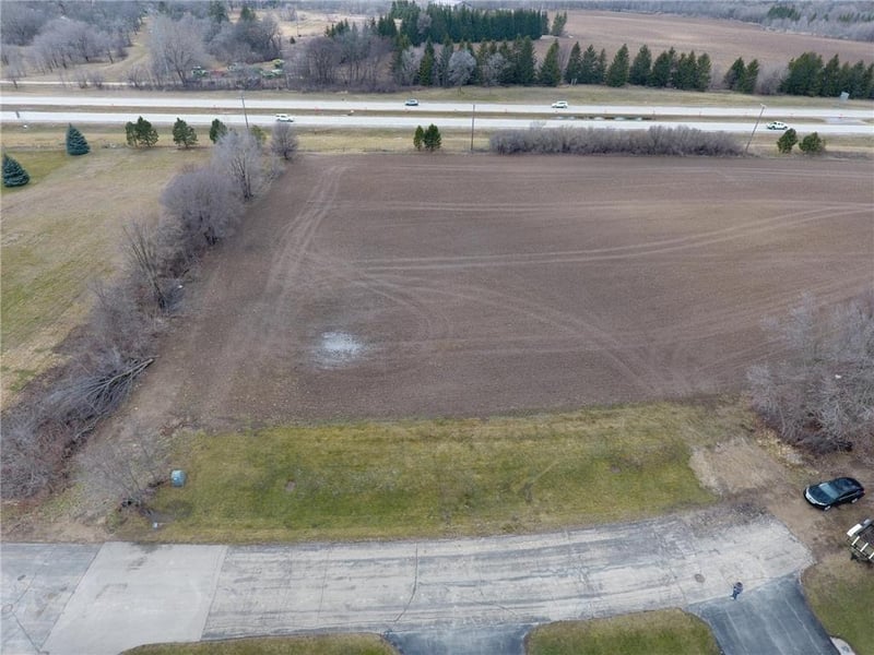 405 27th Dr NW, Austin, MN 55912