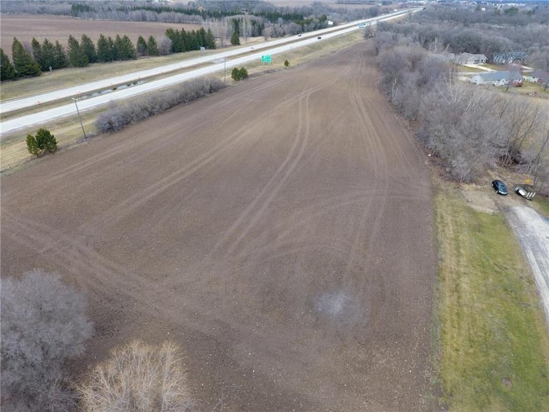 405 27th Dr NW, Austin, MN 55912