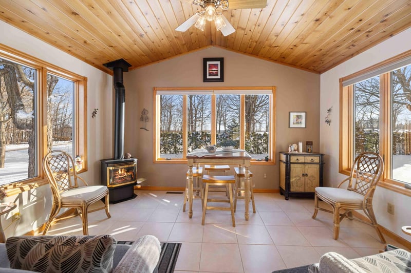116 Maplewood Dr, Randall, MN 56475