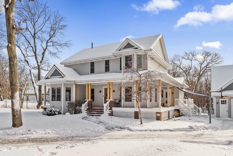 16071 Royal Rd, Ramsey, MN 55303