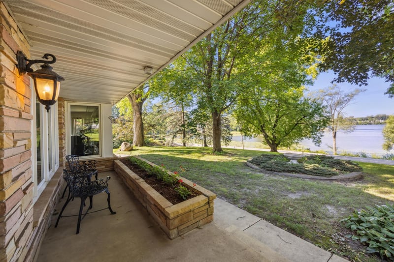 2508 Keller Pw, Maplewood, MN 55109