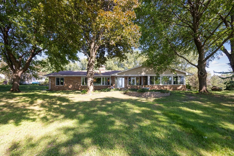 2508 Keller Pw, Maplewood, MN 55109