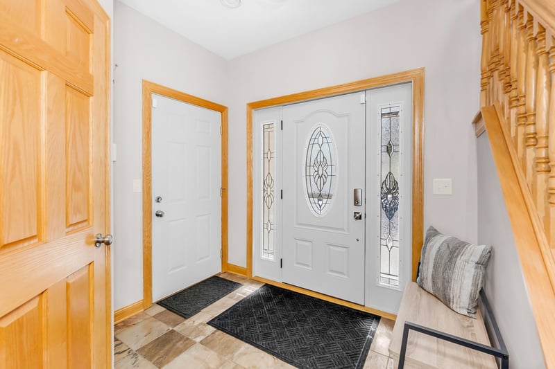 540 Lakeside Bay Dr S, Bayport, MN 55003