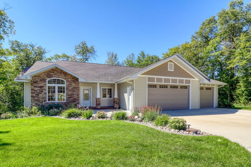 14453 County Highway 5, Lake Park, MN 56554