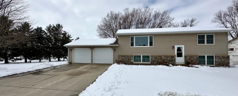 407 Kaye St, Tyler, MN 56178